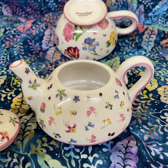 Harry and David Garden "Tea for One" teapot/teacup combo - Picture 7 of 9